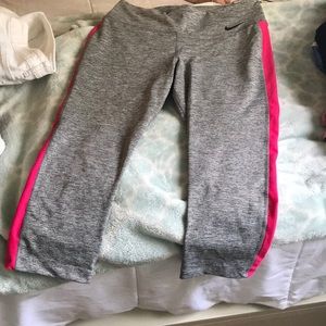 nike dry fit cropped leggings